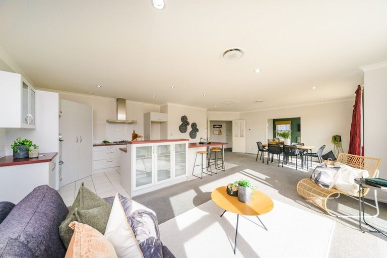 Photo of property in 26 Stonebridge Heights, Feilding, 4702