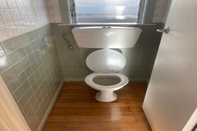 Photo of property in 12 Benders Avenue, Hillcrest, Auckland, 0627