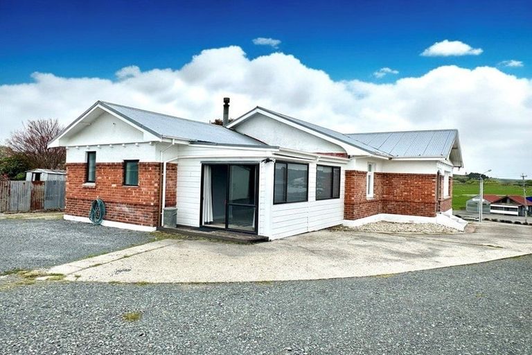 Photo of property in 195 Clyde Street, Balclutha, 9230