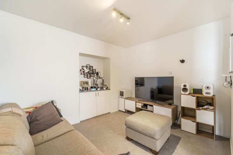 Photo of property in 86 Muri Road, Pukerua Bay, 5026