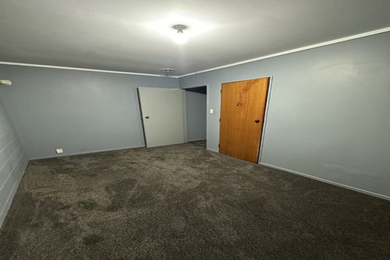 Photo of property in 4/13 Seabrook Avenue, New Lynn, Auckland, 0600