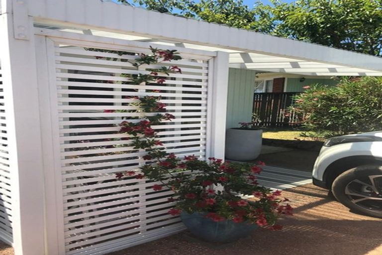 Photo of property in 2 Maungawhare Place, Otumoetai, Tauranga, 3110