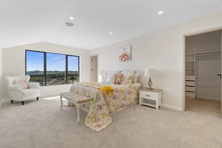 Photo of property in 14 Glann Lane, Flat Bush, 2019