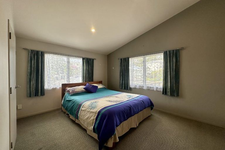 Photo of property in 36 Todman Street, Brooklyn, Wellington, 6021