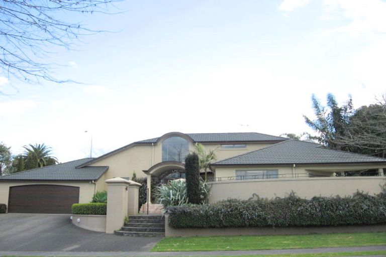 Photo of property in 1 Kenmure Place, Bethlehem, Tauranga, 3110