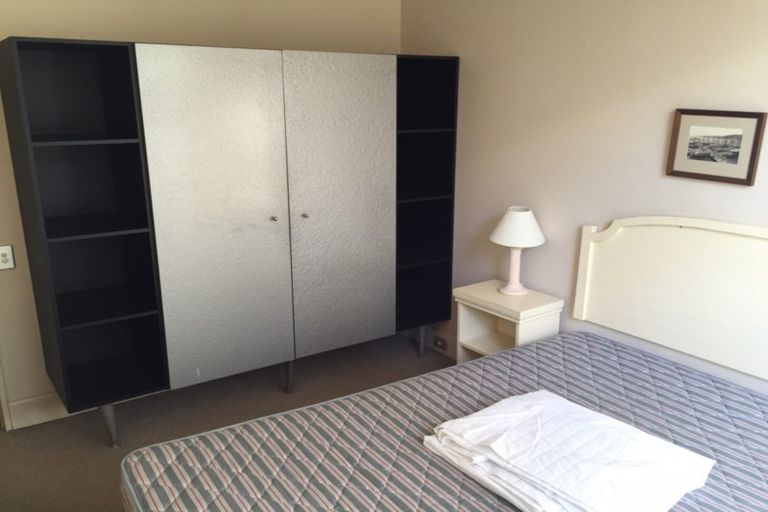 Photo of property in St Pauls Apartments, 56/43 Mulgrave Street, Thorndon, Wellington, 6011