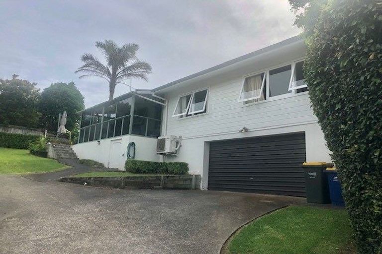 Photo of property in 2/23 Bevyn Street, Castor Bay, Auckland, 0620