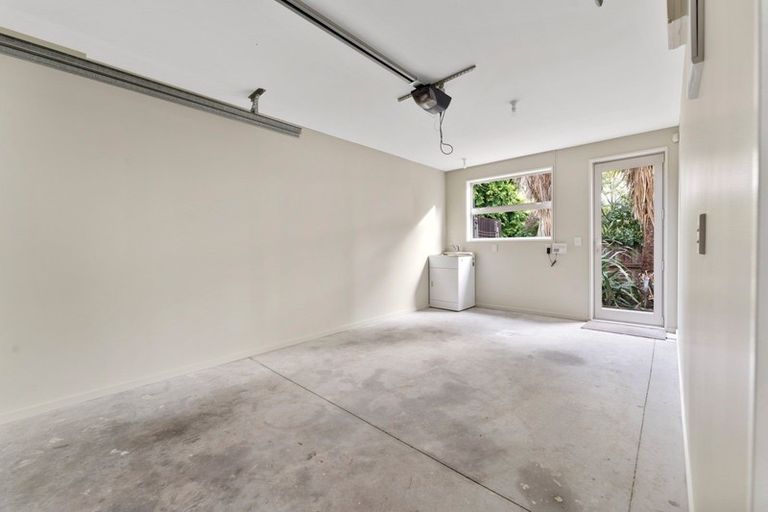 Photo of property in 6/33 Southampton Street, Sydenham, Christchurch, 8023
