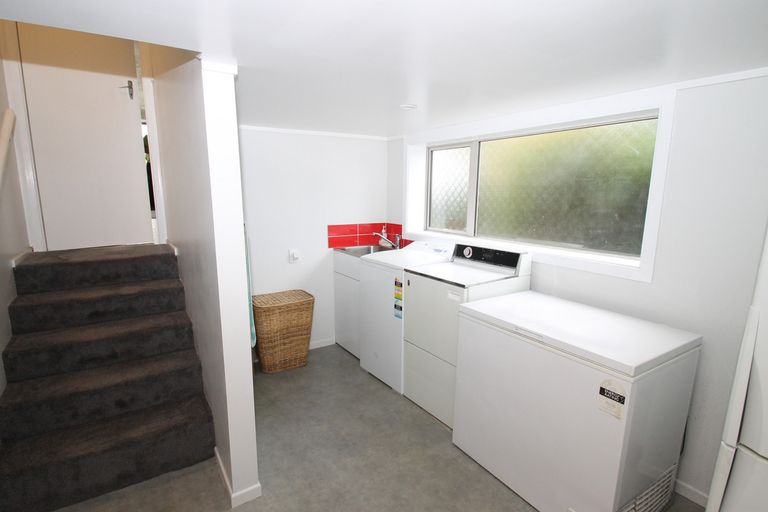Photo of property in 16 Kinmont Crescent, Kinmont Park, Mosgiel, 9024