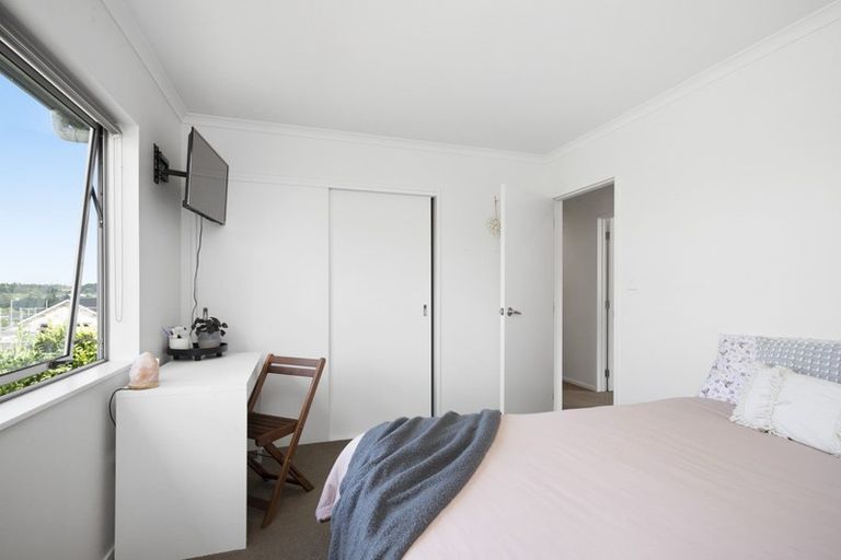 Photo of property in 18 Tokerau Crescent, Pukekohe, 2120