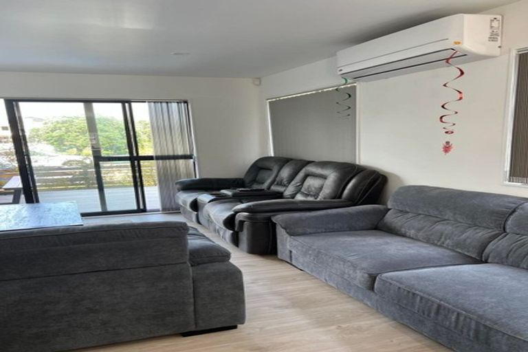 Photo of property in 94d Bay Street, Red Beach, 0932