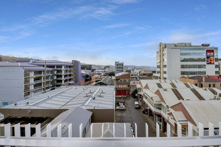 Photo of property in Republic2, 5a/11 Tennyson Street, Te Aro, Wellington, 6011