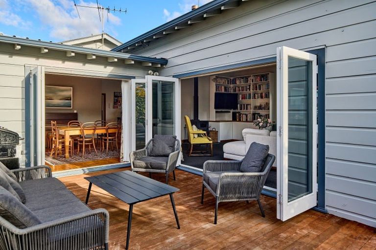 Photo of property in 17 Connolly Street, Boulcott, Lower Hutt, 5010