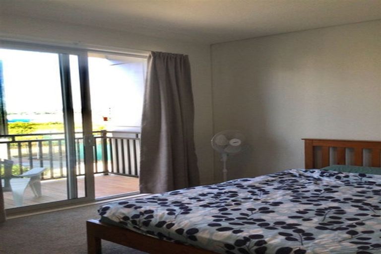 Photo of property in 36 Ceramic Lane, New Lynn, Auckland, 0600