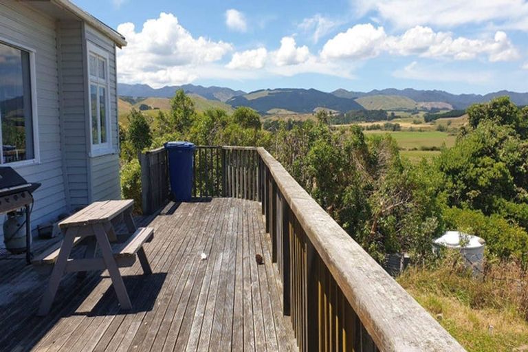 Photo of property in 346 Cape Palliser Road, Whangaimoana, Featherston, 5772