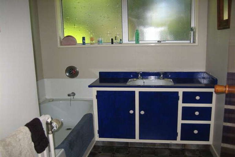 Photo of property in 9 Kowhai Lane, Halfmoon Bay / Oban, Stewart Island, 9818