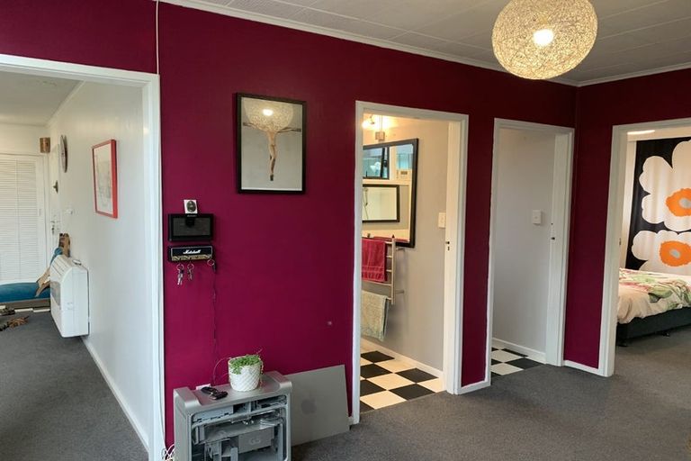 Photo of property in 12 Watson Drive, Paraparaumu Beach, Paraparaumu, 5032