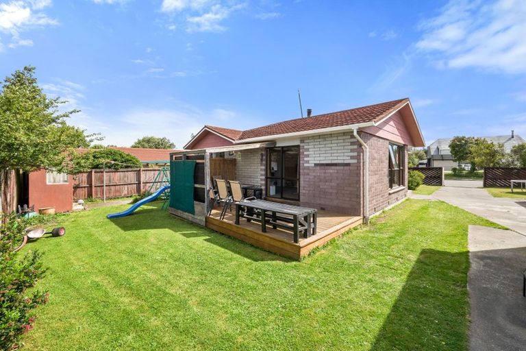Photo of property in 12 Treffers Avenue, Rangiora, 7400