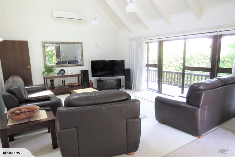 Photo of property in 8 Langstone Street, Welcome Bay, Tauranga, 3112
