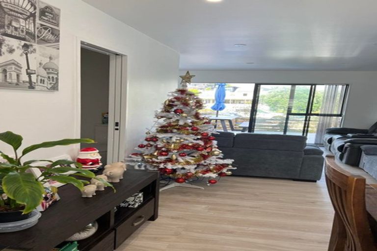 Photo of property in 94d Bay Street, Red Beach, 0932