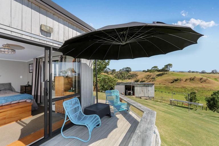 Photo of property in 481b Grahams Beach Road, Manukau Heads, Waiuku, 2684