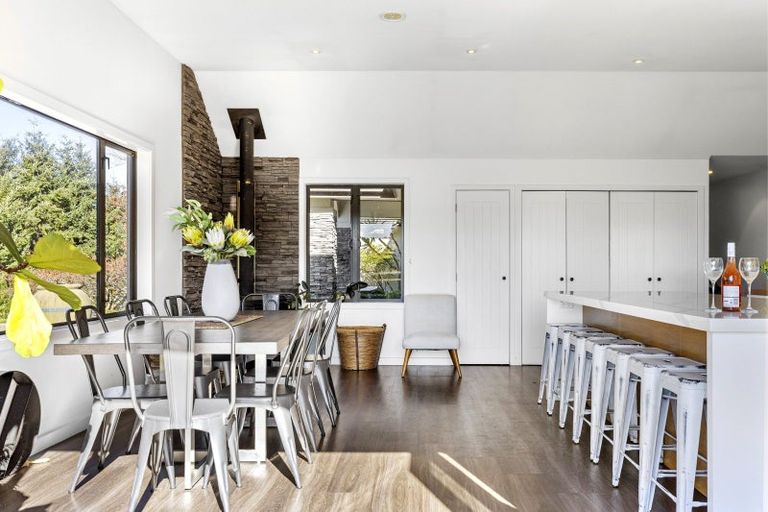 Photo of property in 214 Mapara Road, Acacia Bay, Taupo, 3385