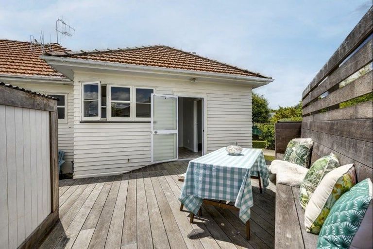 Photo of property in 403 Akina Street, Akina, Hastings, 4122