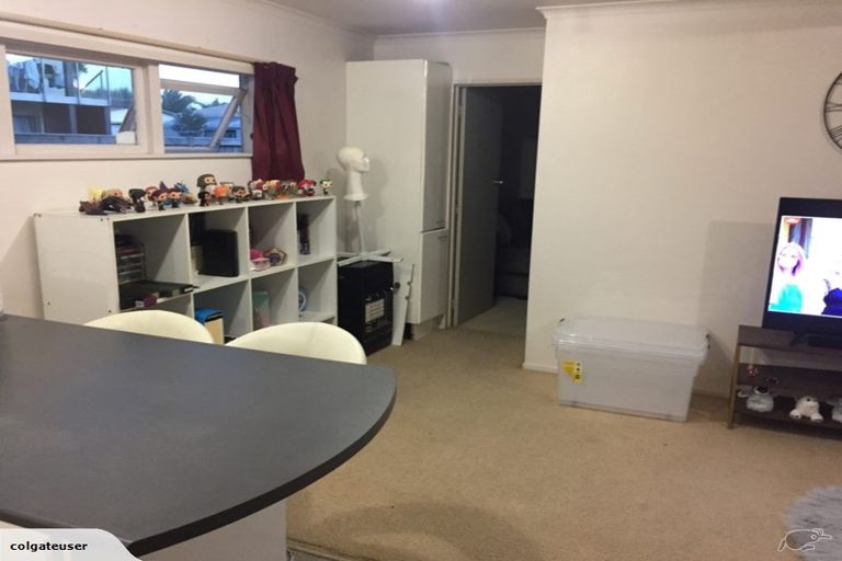 Photo of property in 1/422 Hibiscus Coast Highway, Orewa, 0931