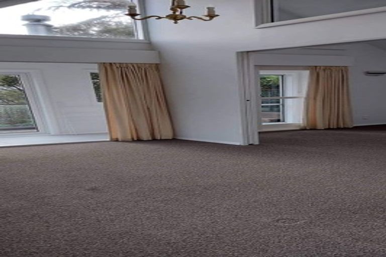 Photo of property in 35 Kotari Road, Days Bay, Lower Hutt, 5013