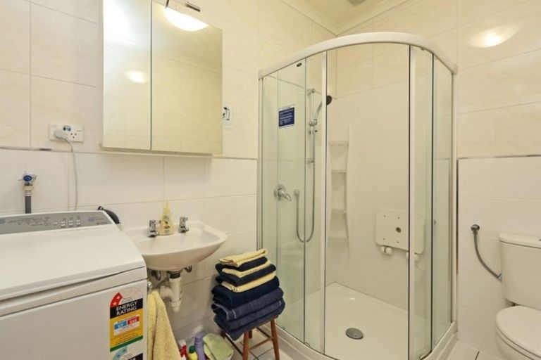 Photo of property in 2/140 Te Mata Road, Havelock North, 4130