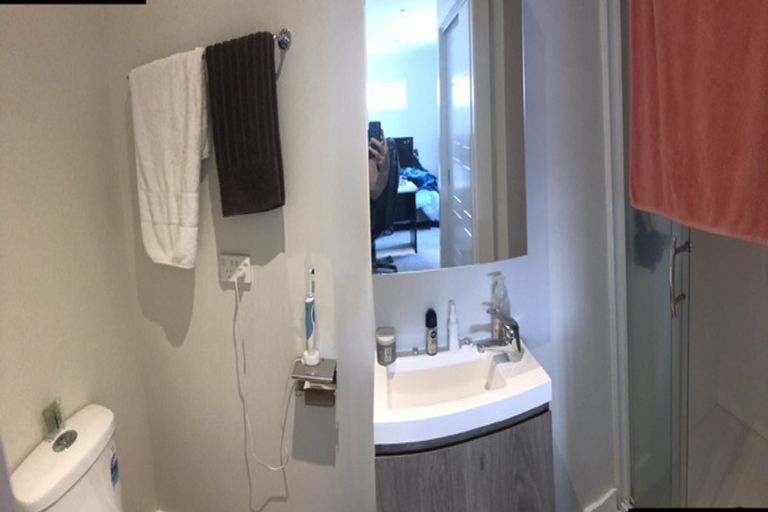 Photo of property in 4/20 Tawa Terrace, Tawa, Wellington, 5028