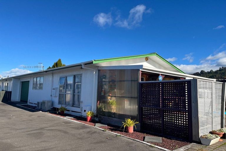 Photo of property in 33a Kawaha Point Road, Fairy Springs, Rotorua, 3015