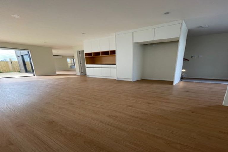 Photo of property in 14c Fortyfoot Lane, Sunnyhills, Auckland, 2010