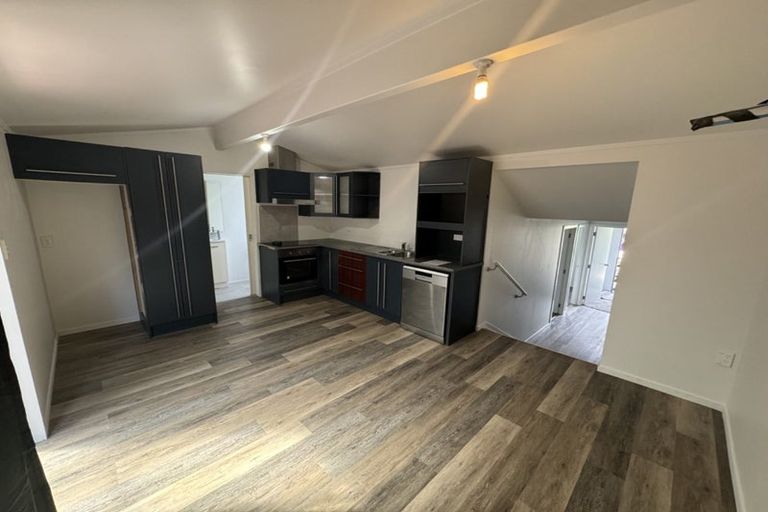 Photo of property in 32 John Walker Drive, Manurewa, Auckland, 2102