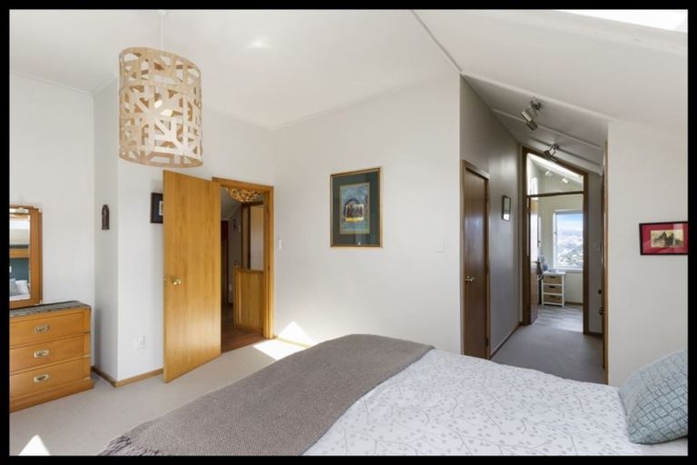 Photo of property in 4 Clive Road, Khandallah, Wellington, 6035