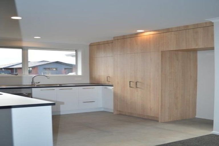 Photo of property in 97 Sentinel Avenue, Omokoroa, 3114