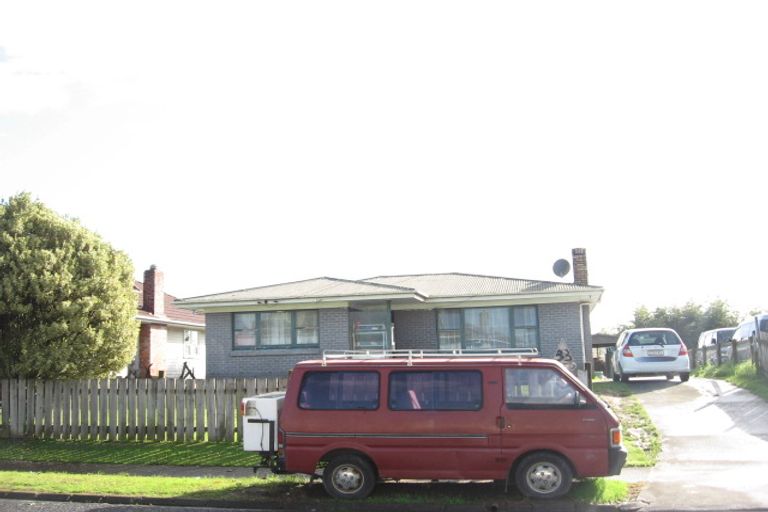 Photo of property in 33 Antrim Crescent, Otara, Auckland, 2023