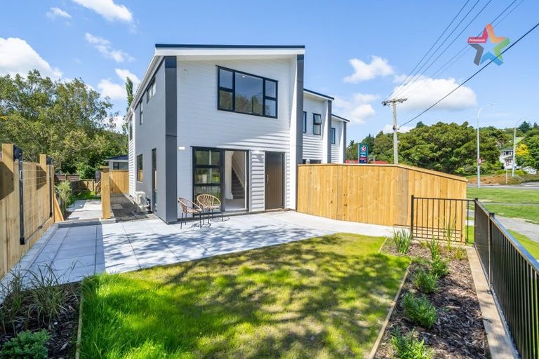 Photo of property in 1a Stokes Valley Road, Stokes Valley, Lower Hutt, 5019