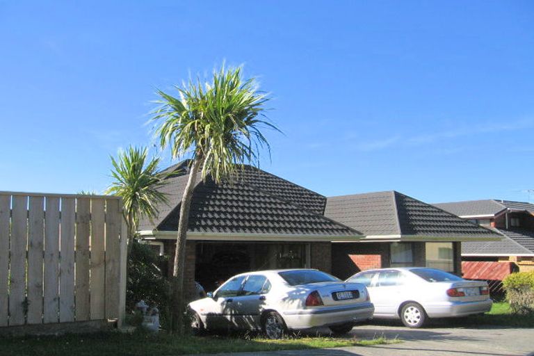 Photo of property in 30 Nalanda Crescent, Broadmeadows, Wellington, 6035