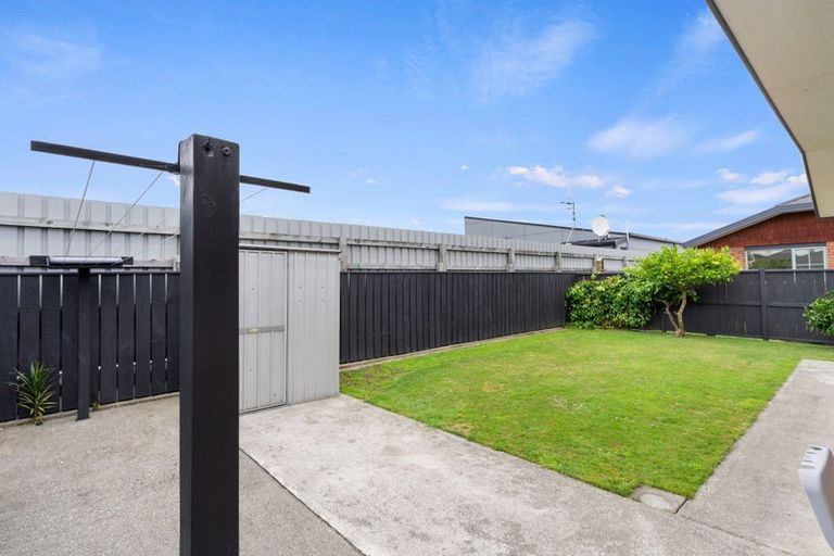 Photo of property in 6 Surrey Lane, Levin, 5510