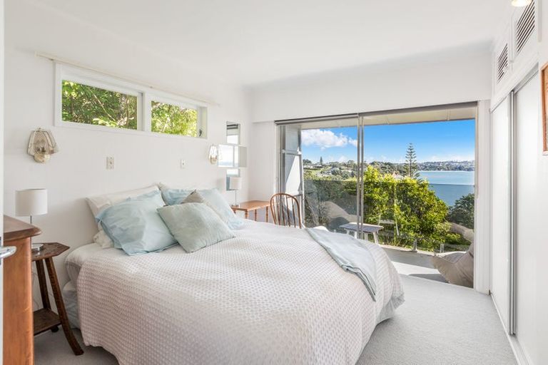 Photo of property in 79 De Luen Avenue, Tindalls Beach, Whangaparaoa, 0930