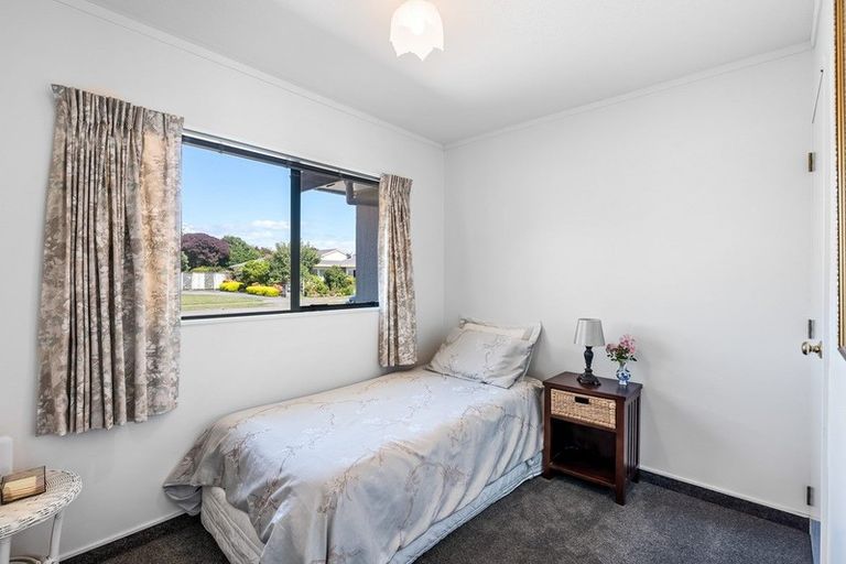 Photo of property in 67 Cedar Drive, Paraparaumu Beach, Paraparaumu, 5032