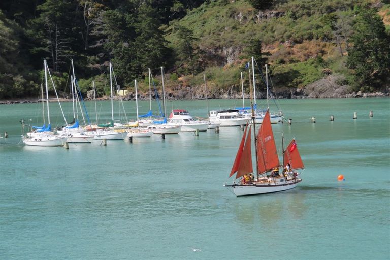 Photo of property in 40 Hunters Road, Diamond Harbour, 8971