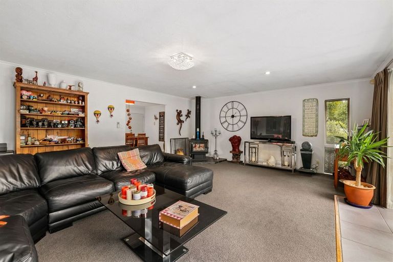 Photo of property in 2 Woodglen Drive, Woodend, 7610