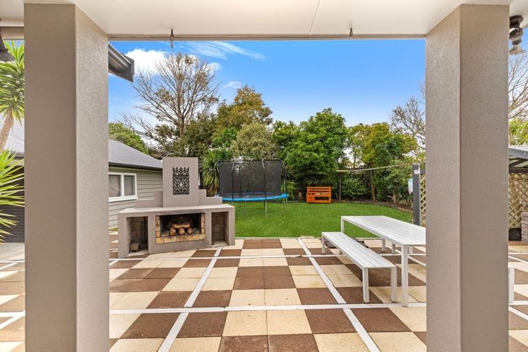 Photo of property in 52 John F Kennedy Drive, Milson, Palmerston North, 4414