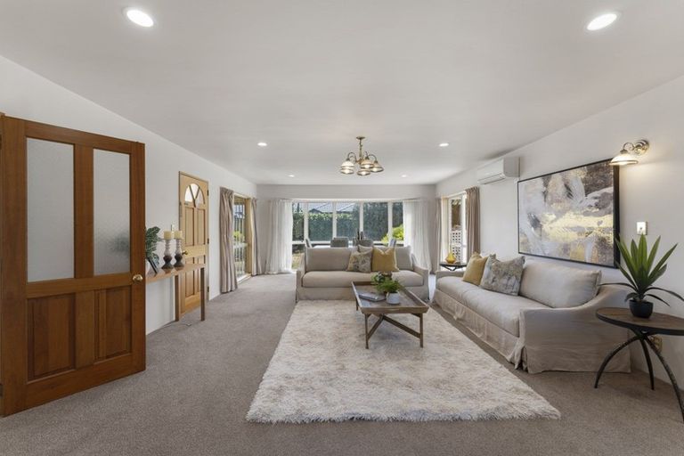 Photo of property in 166 Queenspark Drive, Parklands, Christchurch, 8083