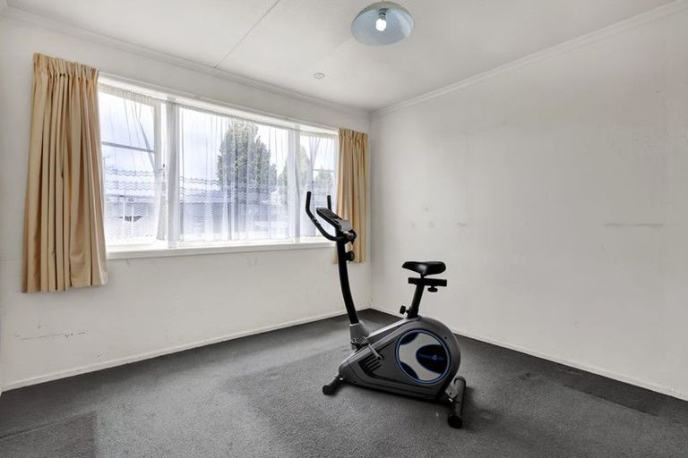 Photo of property in 2 Denmark Terrace, Midhirst, Stratford, 4394