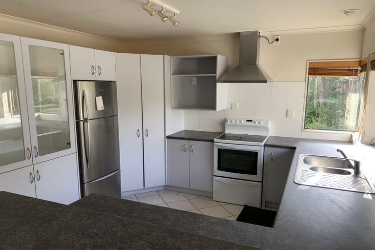 Photo of property in 27 Sample Road, Albany, Auckland, 0632