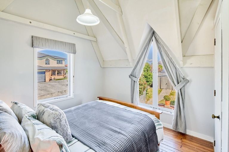 Photo of property in 74 Cypress Drive, Maungaraki, Lower Hutt, 5010