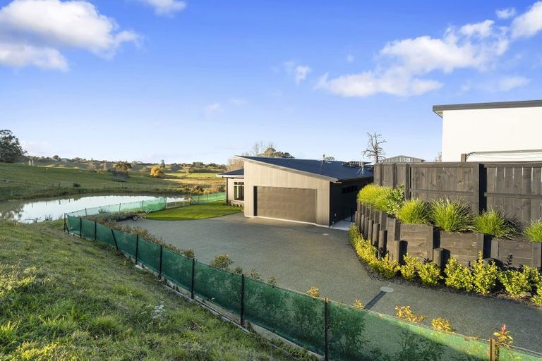 Photo of property in 64 Les Wakefield Road, Mapua, 7005